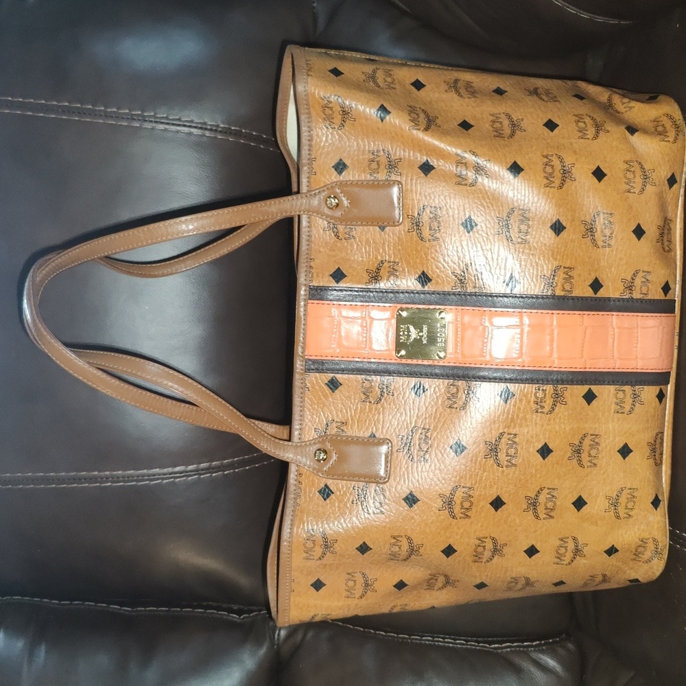 MCM Vesitos Liz Tote Cognac